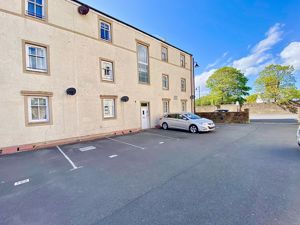 Photo 14- click for photo gallery